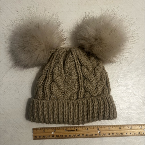⭐️ 2 for $10 Baby GAP beanie - Picture 2 of 4